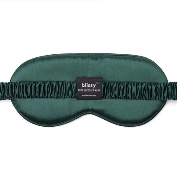 Blissy Mulberry Emerald silk sleep mask - Picture 8 of 8